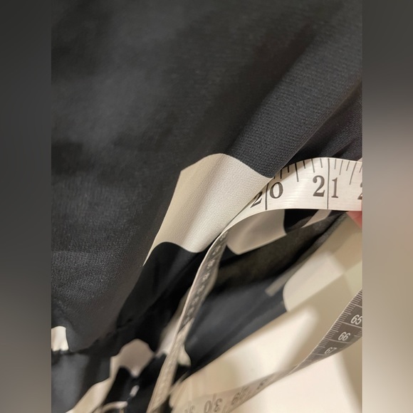 H&M Black & White Chic Dress - Picture 10 of 10